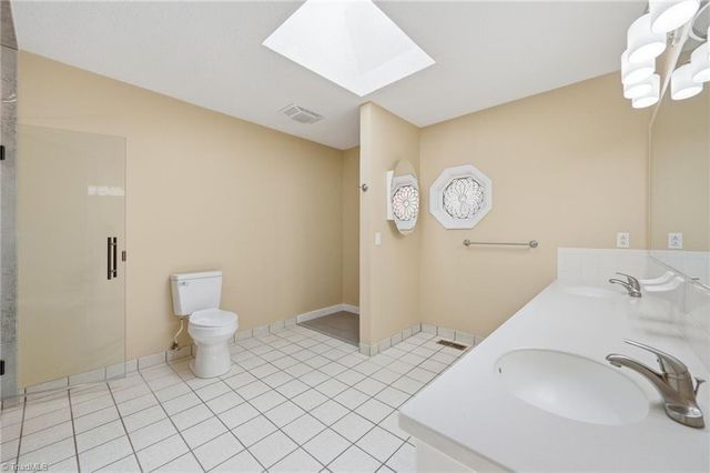 1744 Huntington Woods Court, Winston-salem, NC 27103