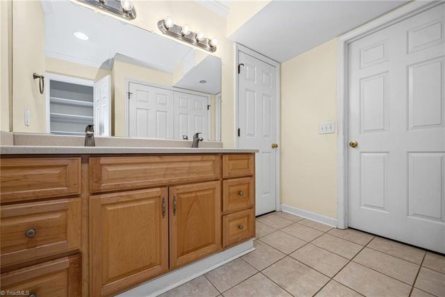 1744 Huntington Woods Court, Winston-salem, NC 27103