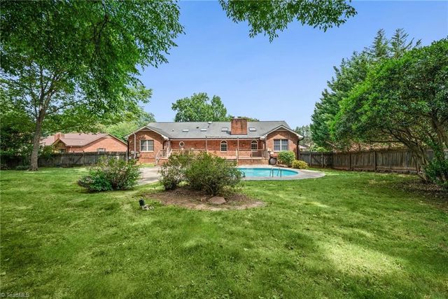 1744 Huntington Woods Court, Winston-salem, NC 27103