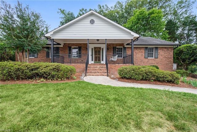 1744 Huntington Woods Court, Winston-salem, NC 27103