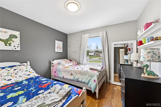 94 Dover Drive, West Seneca, NY 14224