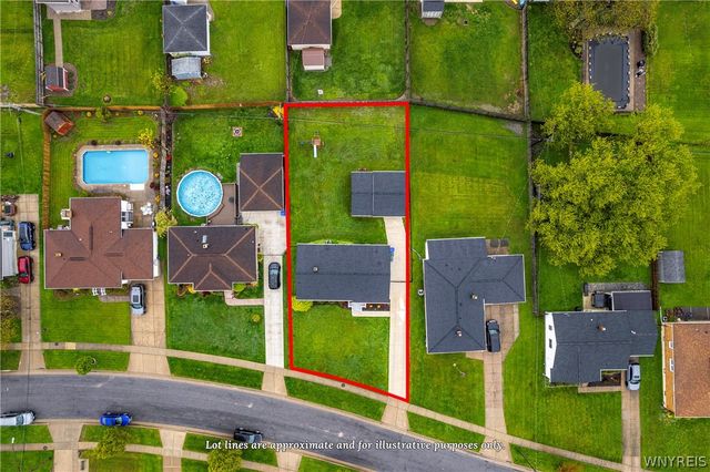 94 Dover Drive, West Seneca, NY 14224