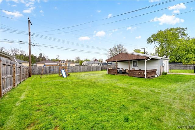 94 Dover Drive, West Seneca, NY 14224