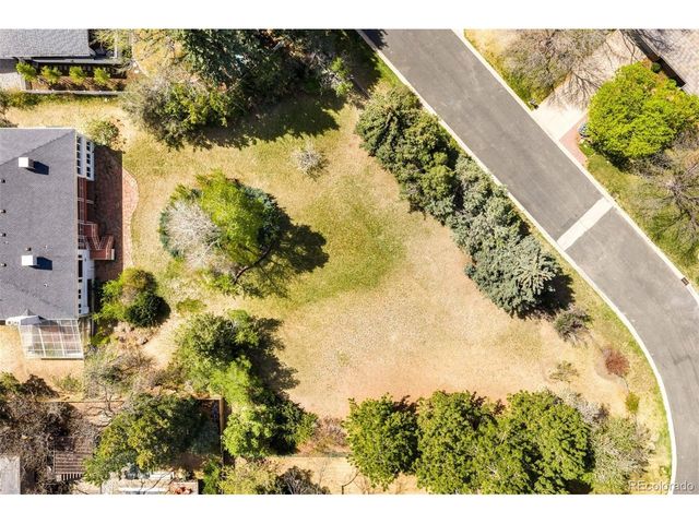 5691 Southmoor Ln, Englewood, CO 80111