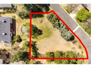 5691 Southmoor Ln, Englewood, CO 80111