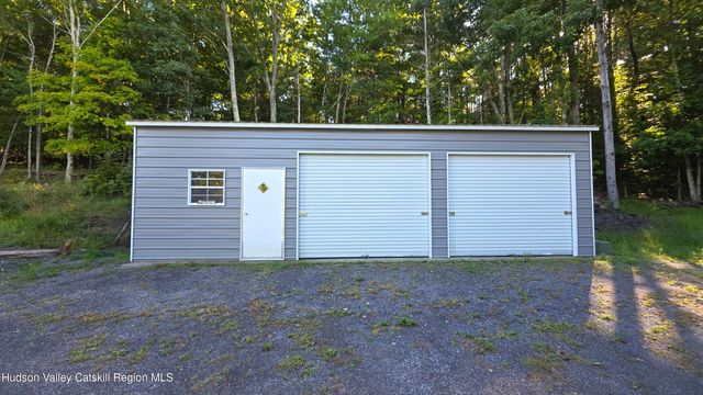 49 Long Lane, Cairo, NY 12413