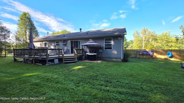 49 Long Lane, Cairo, NY 12413