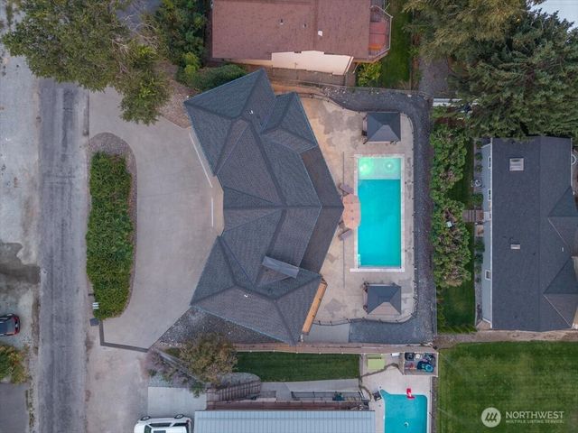 755 Wapato Way, Manson, WA 98831