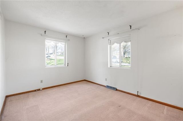 3338 N 59th Terrace, Kansas City, KS 66104