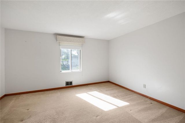 3338 N 59th Terrace, Kansas City, KS 66104