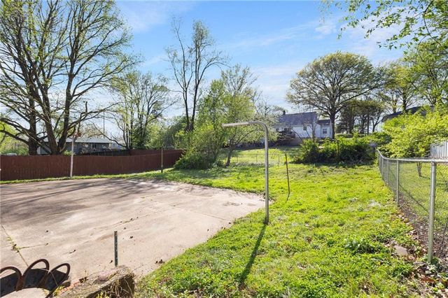 3338 N 59th Terrace, Kansas City, KS 66104