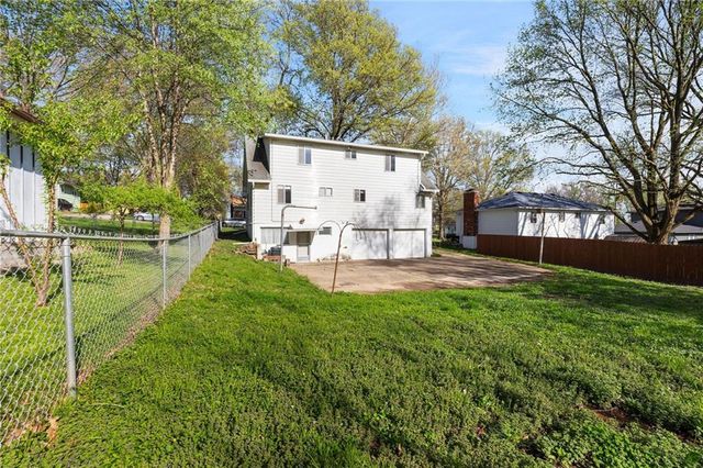 3338 N 59th Terrace, Kansas City, KS 66104