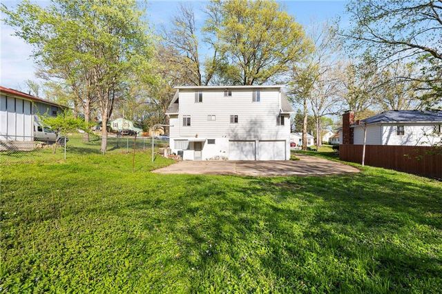 3338 N 59th Terrace, Kansas City, KS 66104