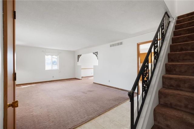 3338 N 59th Terrace, Kansas City, KS 66104