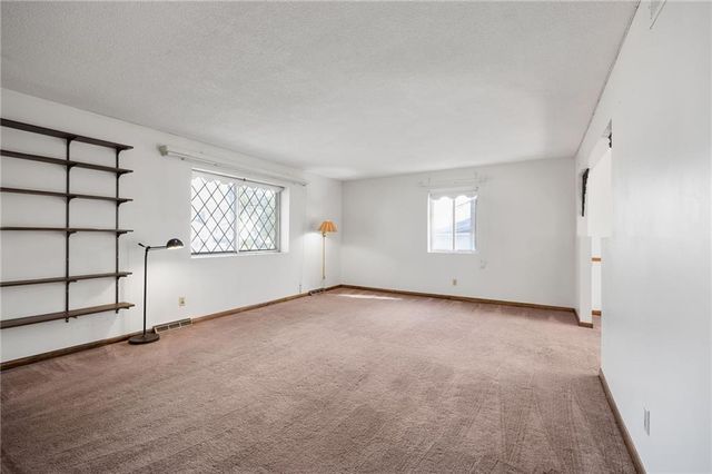 3338 N 59th Terrace, Kansas City, KS 66104