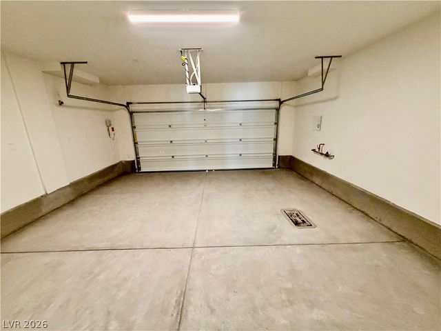 2708 Sandia Crest Street, Las Vegas, NV 89121