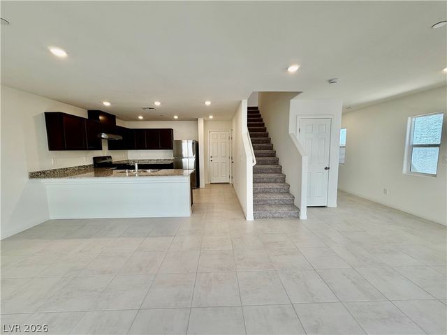 2708 Sandia Crest Street, Las Vegas, NV 89121