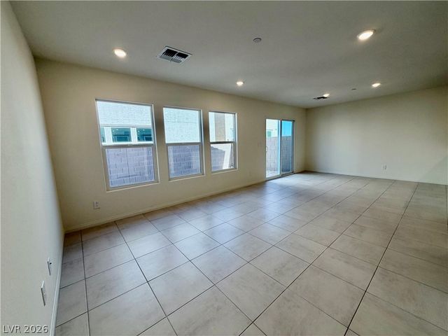 2708 Sandia Crest Street, Las Vegas, NV 89121