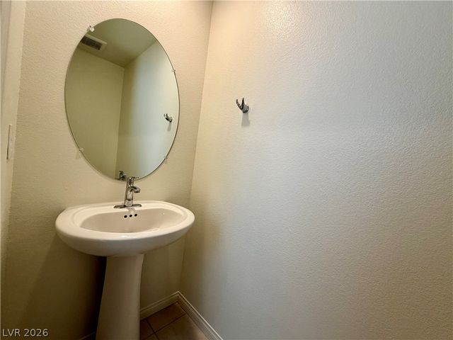 2708 Sandia Crest Street, Las Vegas, NV 89121