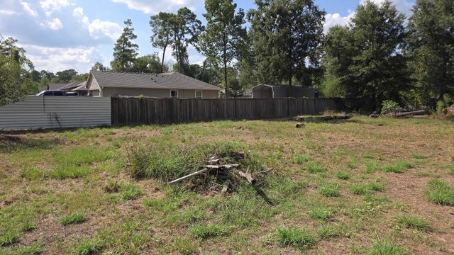 1610 Black Bear Drive, Crosby, TX 77532