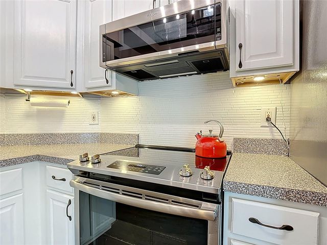 15121 MARGAUX DRIVE, Clermont, FL 34714