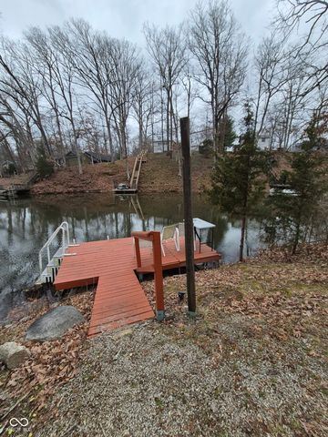 8001 Dyson Drive, Nineveh, IN 46164