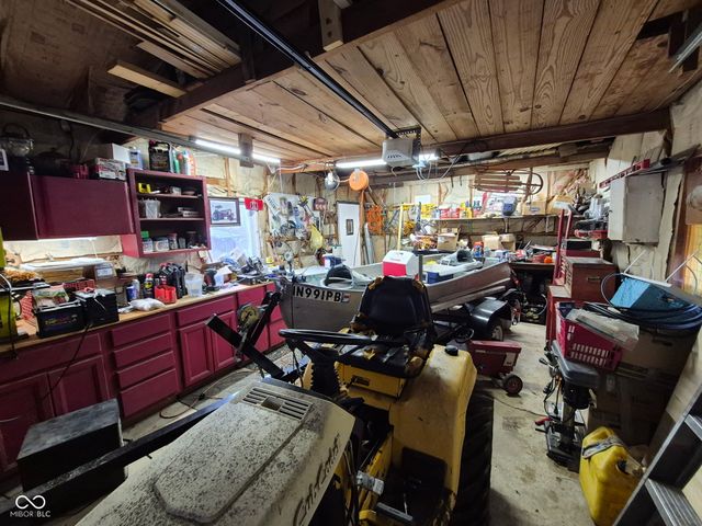 8001 Dyson Drive, Nineveh, IN 46164