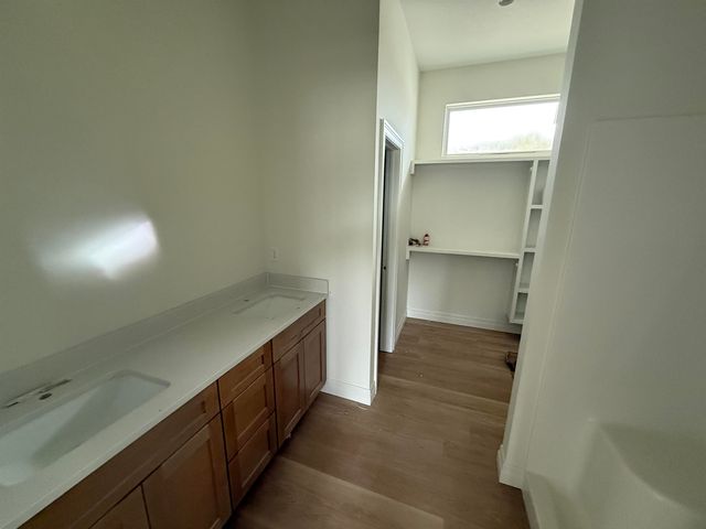 946 N Main, Goddard, KS 67052
