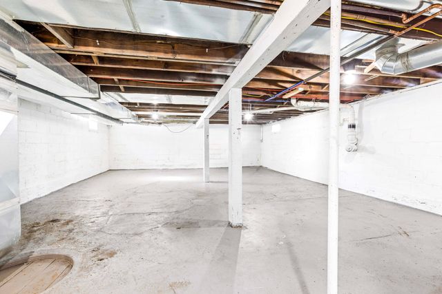 923 Wayne Street, Blackman Twp, MI 49202