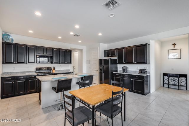 19600 W MONTECITO Avenue, Litchfield Park, AZ 85340