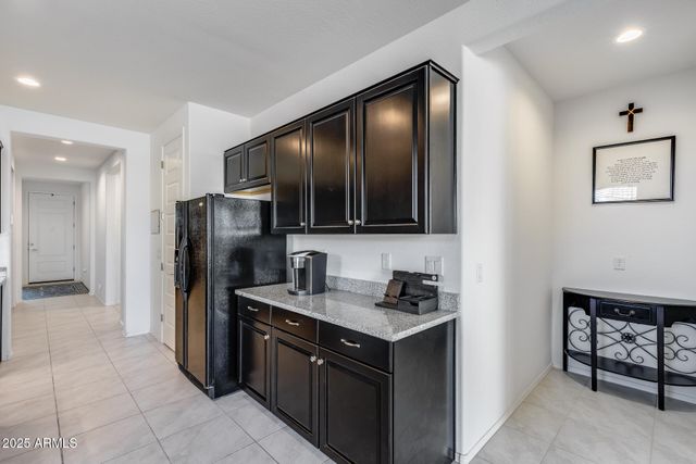 19600 W MONTECITO Avenue, Litchfield Park, AZ 85340