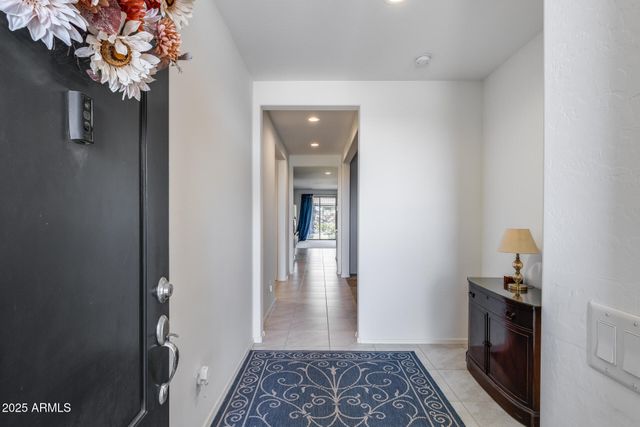 19600 W MONTECITO Avenue, Litchfield Park, AZ 85340