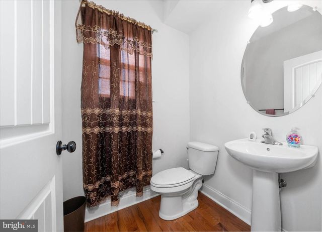 215 BELMONT AVE, Wilmington, DE 19804