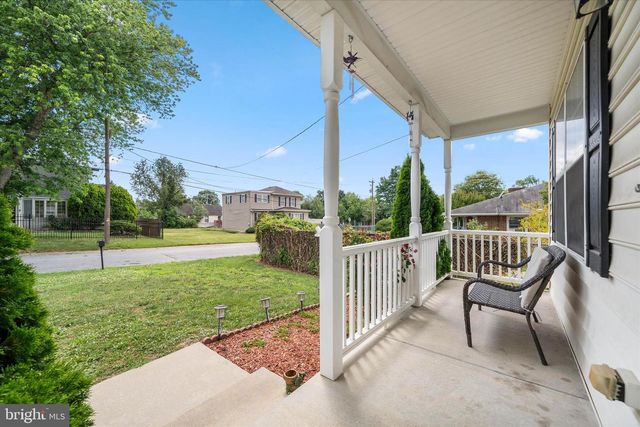 215 BELMONT AVE, Wilmington, DE 19804