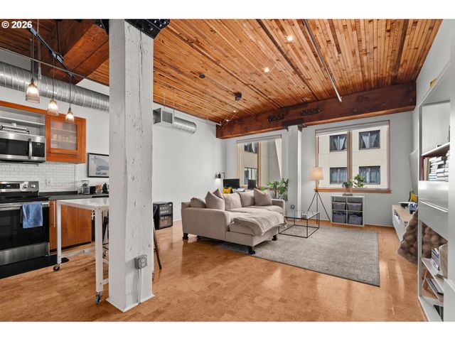 1420 Nw LOVEJOY St 526, Portland, OR 97209