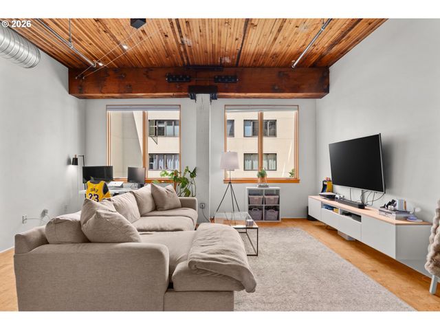1420 Nw LOVEJOY St 526, Portland, OR 97209