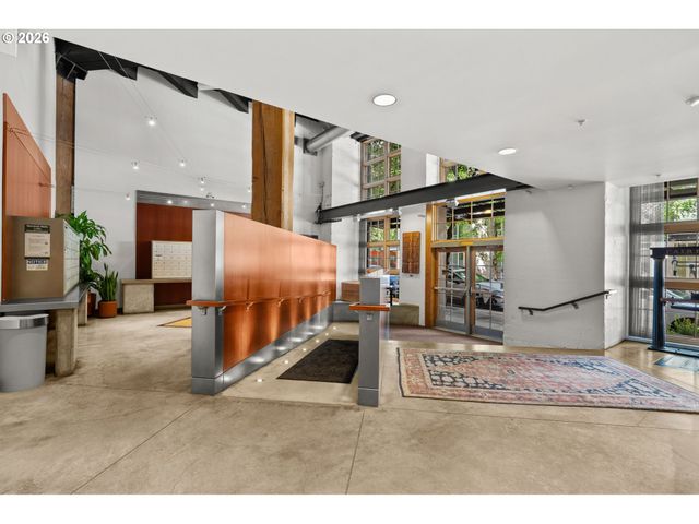 1420 Nw LOVEJOY St 526, Portland, OR 97209