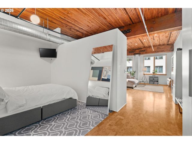 1420 Nw LOVEJOY St 526, Portland, OR 97209