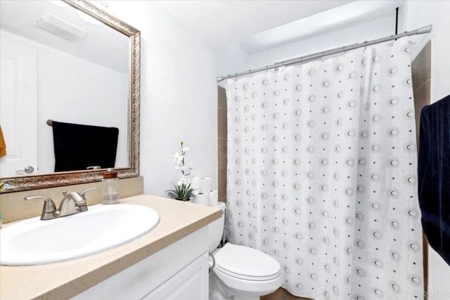 1069 Estes St, El Cajon, CA 92020