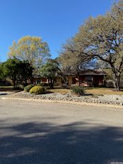 105 ridge trail, San Antonio, TX 78232
