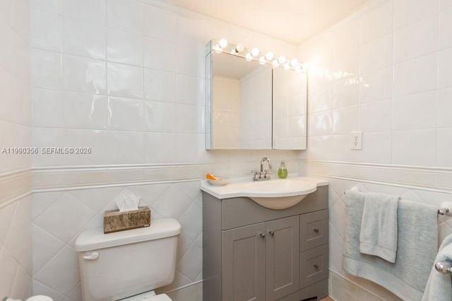 2625 COLLINS AV 1403, Miami Beach, FL 33140