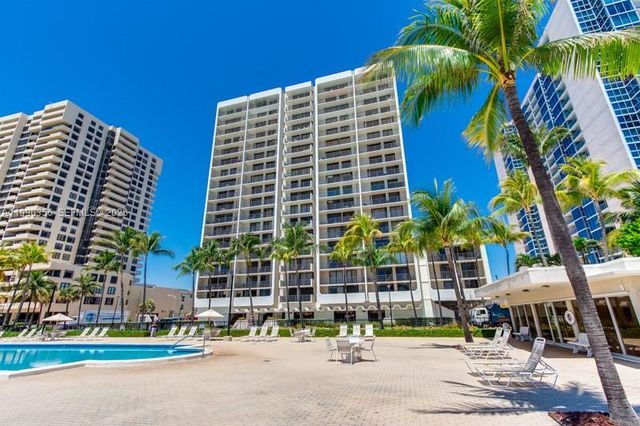 2625 COLLINS AV 1403, Miami Beach, FL 33140