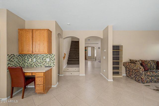 8607 W BROWN Street, Peoria, AZ 85345