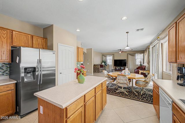 8607 W BROWN Street, Peoria, AZ 85345