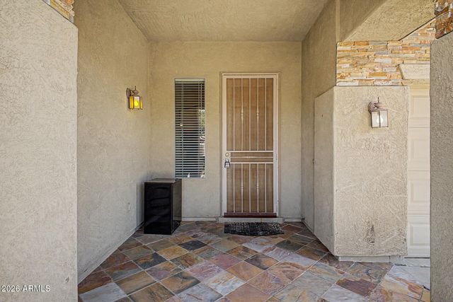 8607 W BROWN Street, Peoria, AZ 85345