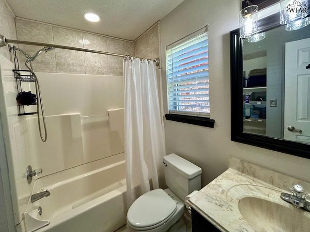 4816 MATTERHORN DRIVE, Wichita Falls, TX 76310