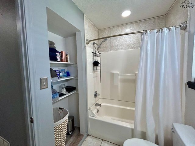 4816 MATTERHORN DRIVE, Wichita Falls, TX 76310