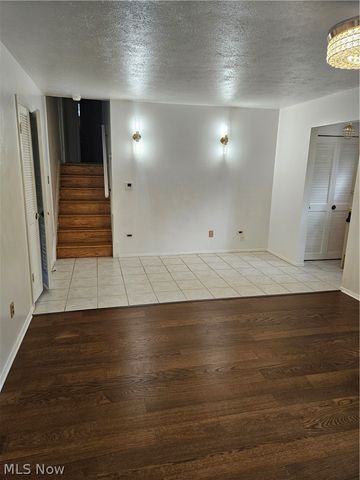 25185 Fawn Drive, North Olmsted, OH 44070