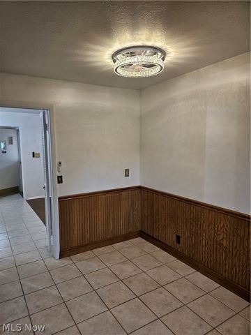25185 Fawn Drive, North Olmsted, OH 44070