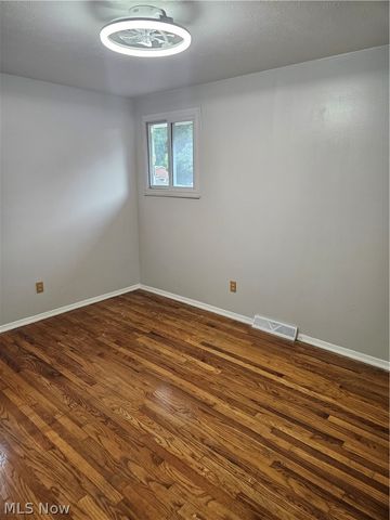 25185 Fawn Drive, North Olmsted, OH 44070
